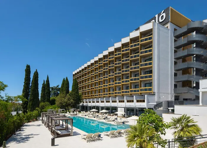 Barcelo